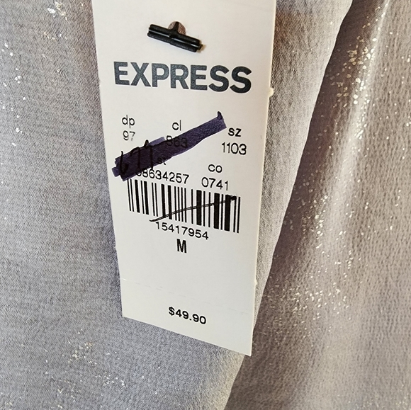 NEW Express Silver Metallic Sleeveless Blouse Size M (NWT) - Picture 10 of 10